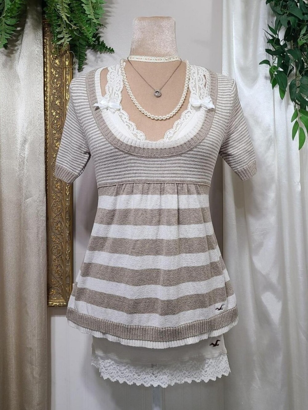 Rare ♡ Y2K ♡ Hollister Tan Beige Striped Babydoll Sweater Short Sleeve Top